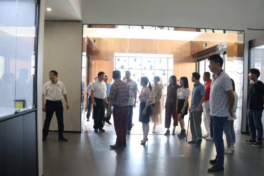 喜訊！中部教裝城喜迎一國內知名設計大咖入駐，他是誰？