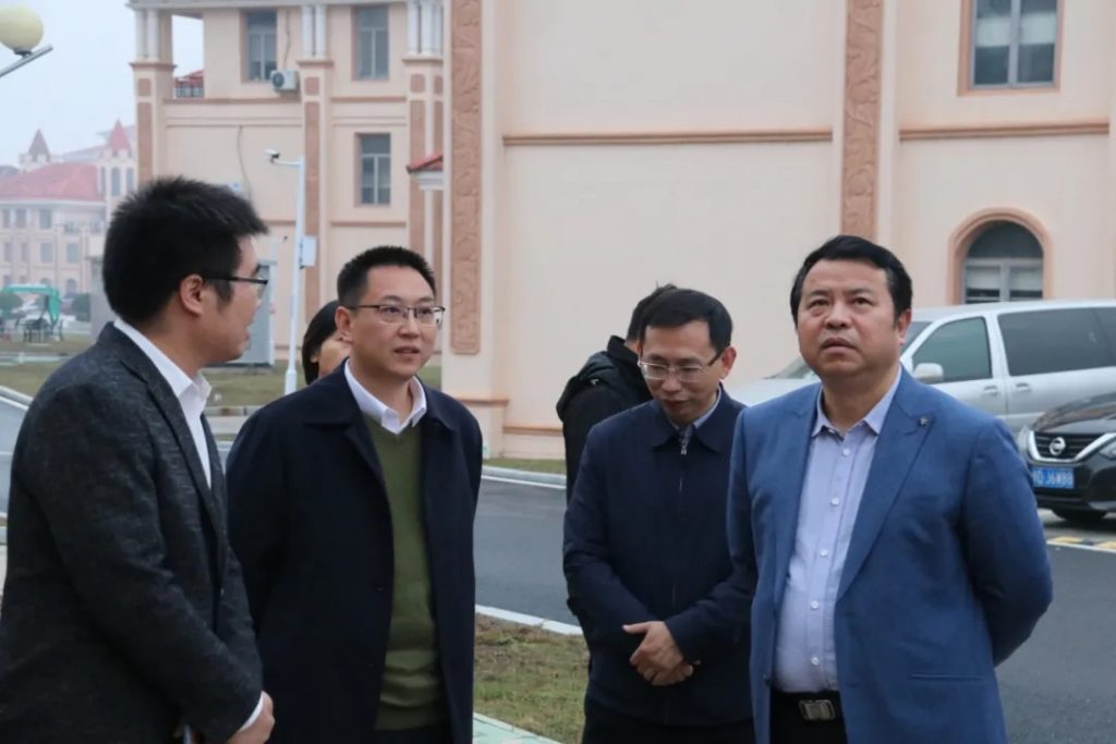 江西省文旅廳副廳長陳曉平一行調研江西工業設計小鎮，他指出…