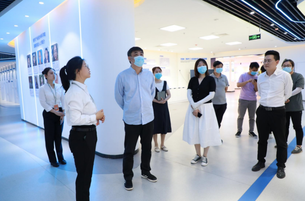 走進園區(qū)，感受夏日炎炎里的“理想之城”！