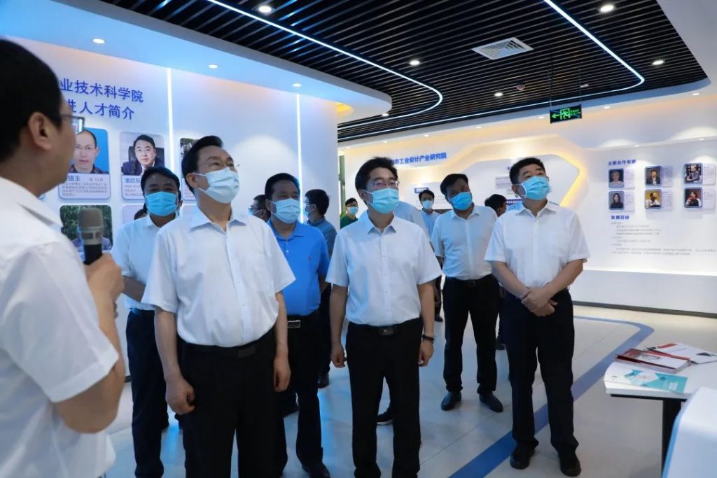 省人大常委會黨組書記、副主任孔昌生一行蒞臨設(shè)計(jì)城參觀調(diào)研