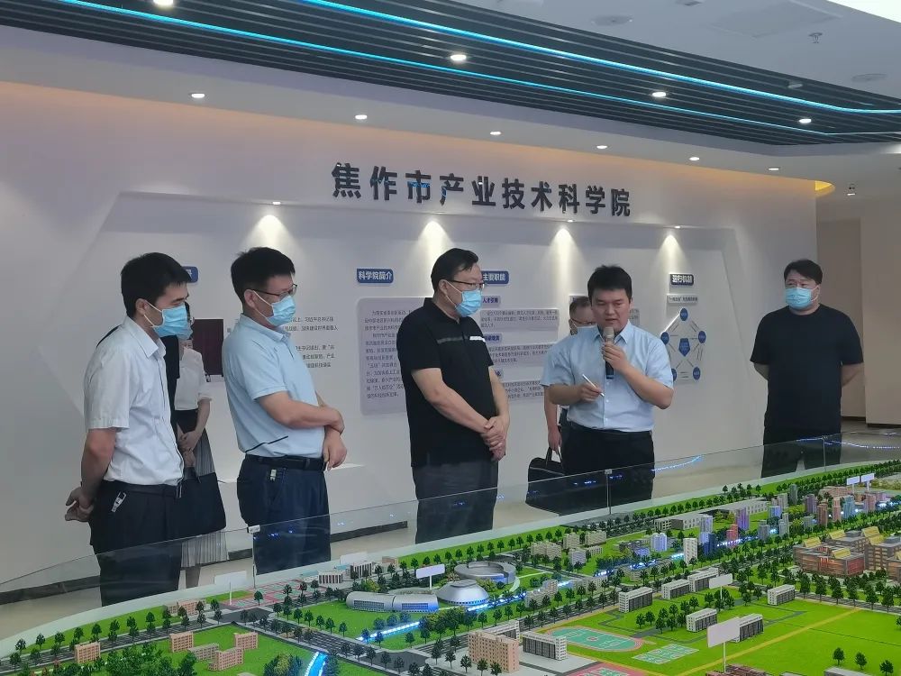 省委督查委第七督查組一行蒞臨設(shè)計城參觀調(diào)研
