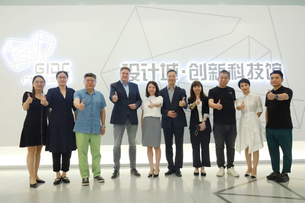 iF總裁走進(jìn)設(shè)計(jì)城 與順德設(shè)計(jì)展開國(guó)際對(duì)話