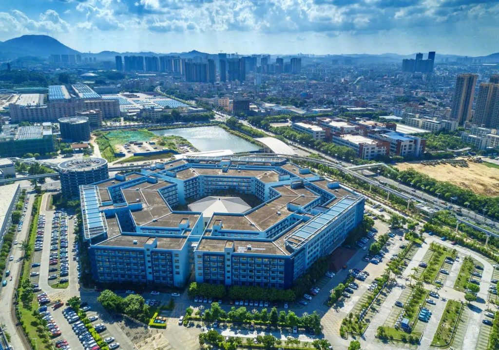 “漫走設計”打卡深圳 探索設計之都的創新密碼