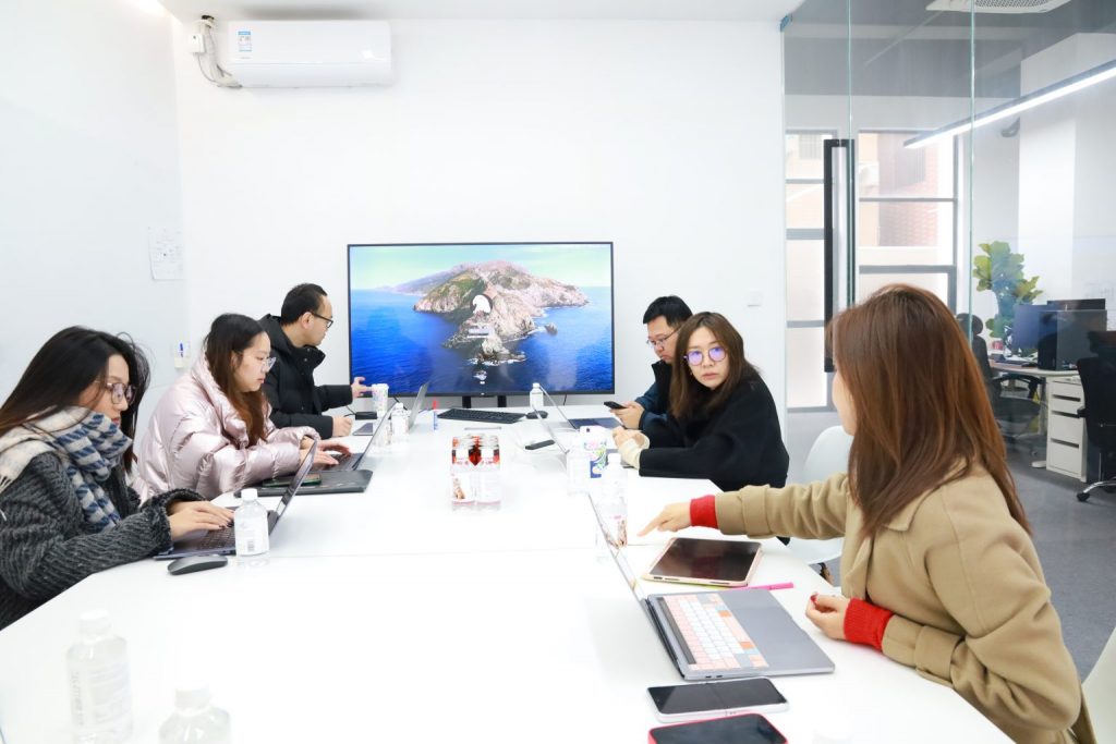 設計城攜手阿里團隊 探索“AI+設計”智能協(xié)同辦公