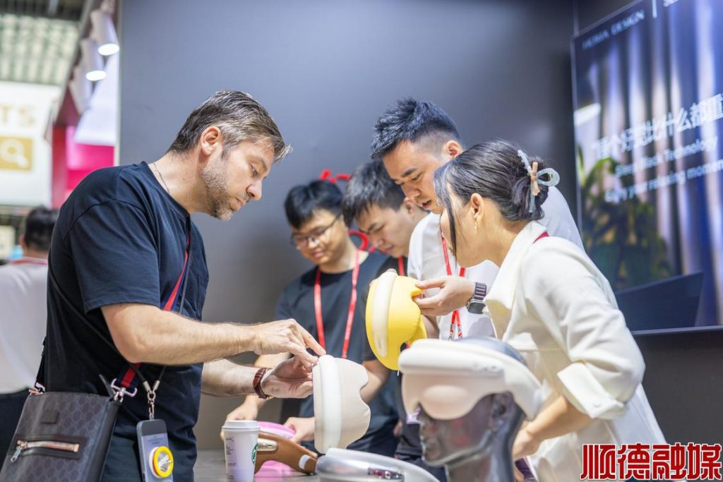秀實力、拓市場！“設(shè)計順德”展團亮相廣交會